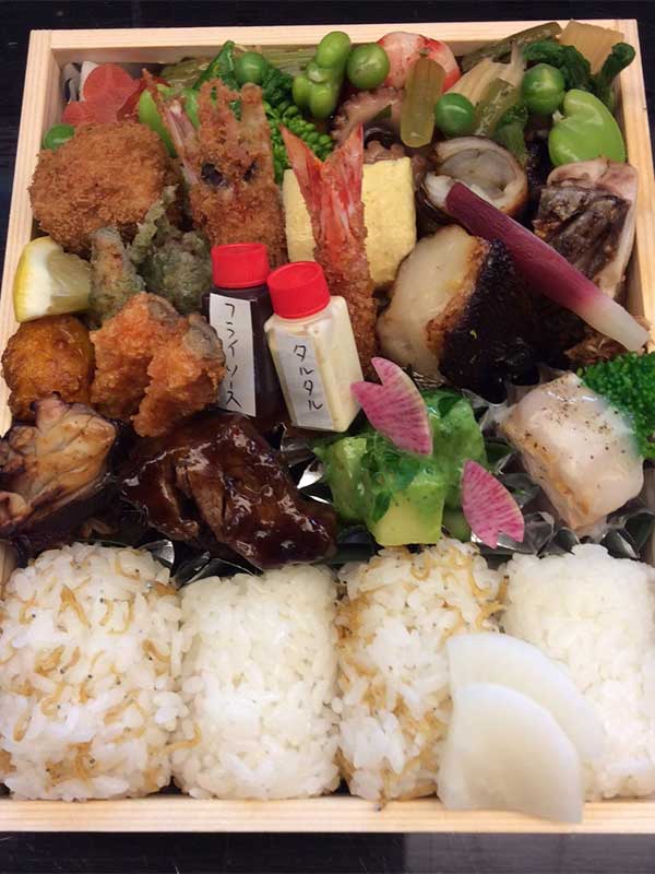 Bento Lunch Box Double Size from 5,500 yen